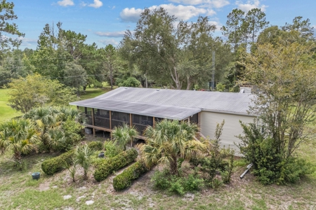 Country Home on 14+ Acres in Trenton, FL - image 4