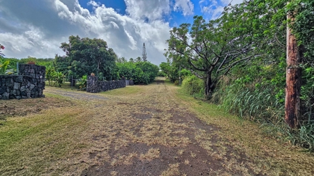 2 BR 1 BA home-w/county water-solar-lava zone 6 in Hawaii - image 26