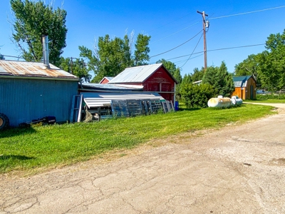 Roy Grocery, Roy, Montana - image 11