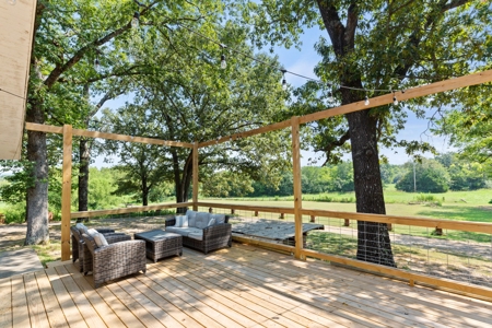 Large Home on 12 acres - image 24
