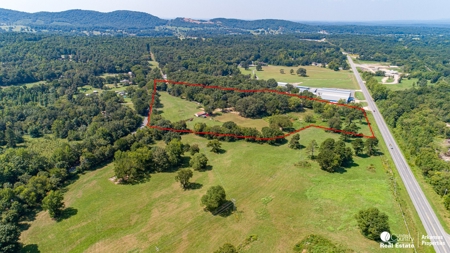 Large Home on 12 acres - image 33