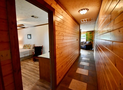 Home in Woodland Lake Estates in Atlanta, TX - image 13
