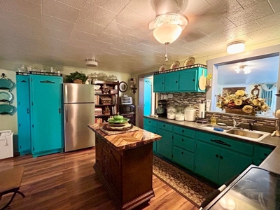Well-kept home for sale in Ava Mo. - image 8