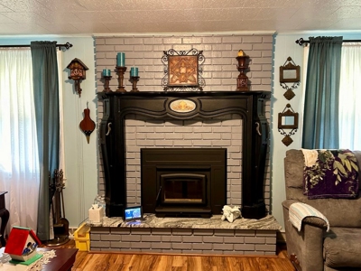 Well-kept home for sale in Ava Mo. - image 6