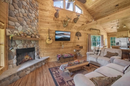 Wilkinson County Getaway on 48+- acres with a Pond - image 3