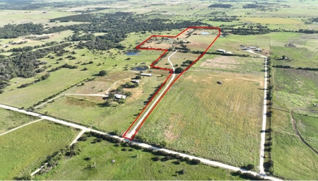Exquisite 39+/- Acre Texas Estate in Coryell County - image 2