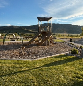 Granby, CO Near Grand Lake Employee Housing Outdoor Adventure - image 21