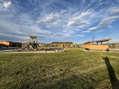 Granby, CO Near Grand Lake Employee Housing Outdoor Adventure - image 22