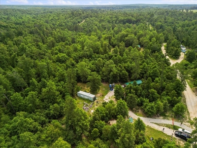 Rustic Retreat: Off-Grid Living with a Storage Building Home - image 18