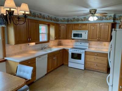 Brick Ranch Home Online Auction - Ends August 20th @ 6:30PM - image 24