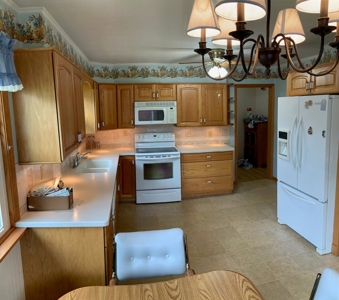 Brick Ranch Home Online Auction - Ends August 20th @ 6:30PM - image 21