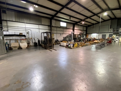 Industrial Office & Warehousing Building For Sale, Plus Tool - image 19