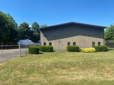 Industrial Office & Warehousing Building For Sale, Plus Tool - image 4