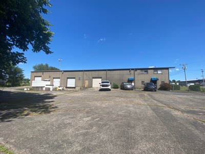 Industrial Office & Warehousing Building For Sale, Plus Tool - image 7