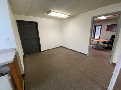 Industrial Office & Warehousing Building For Sale, Plus Tool - image 36