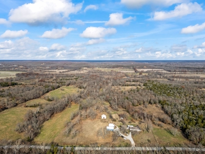 Home For Sale Stockton, MO - image 25