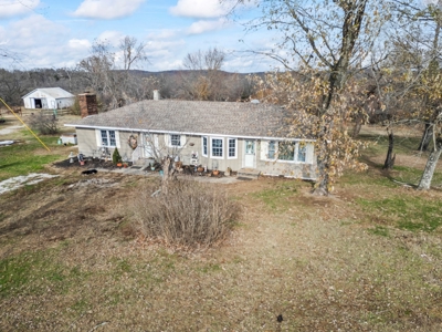 Home For Sale Stockton, MO - image 31