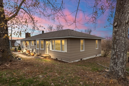 Home For Sale Stockton, MO - image 19