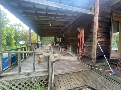 3 bedroom 2 bath country home for sale near Roundhill Ky - image 37