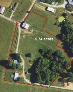 Hobby Farm on 5.74 Acres, House, Barn, Sheds, Cave, Woods - image 2