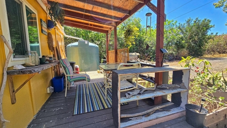 Off Grid Main house w/separate Bamboo room for 2nd Bedroom - image 9