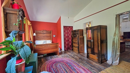 Off Grid Main house w/separate Bamboo room for 2nd Bedroom - image 21