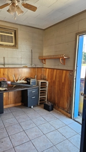 Commercial property w/ 4 bays & shop with much more to offer - image 20