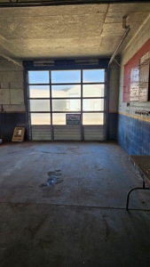 Commercial property w/ 4 bays & shop with much more to offer - image 12