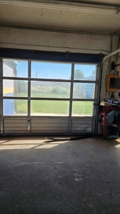 Commercial property w/ 4 bays & shop with much more to offer - image 8
