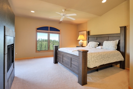 Townhome On the 12th Green For Sale In Ridgway, Colorado - image 12