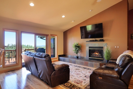 Townhome On the 12th Green For Sale In Ridgway, Colorado - image 26