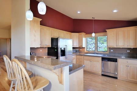 Townhome On the 12th Green For Sale In Ridgway, Colorado - image 24