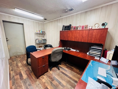 1.6 Acres -  2 Commercial Buildings - Winnsboro East Texas - image 4