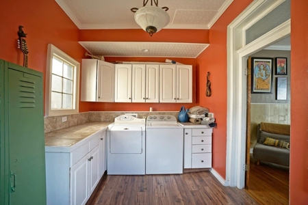 Come Experience this Historic Iconic Montrose, Colorado Hom - image 15