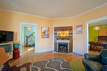 Come Experience this Historic Iconic Montrose, Colorado Hom - image 8
