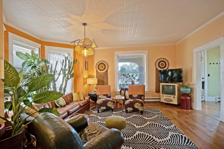 Come Experience this Historic Iconic Montrose, Colorado Hom - image 7