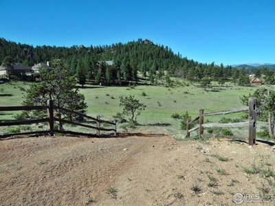 Northern Colorado Lot with Beautiful Views - image 2