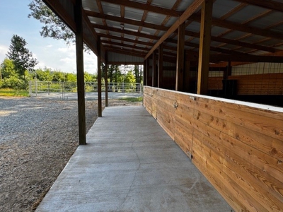 Callands Charmer: Remodeled 2-Bed Home on 9 Acres In VA! - image 13