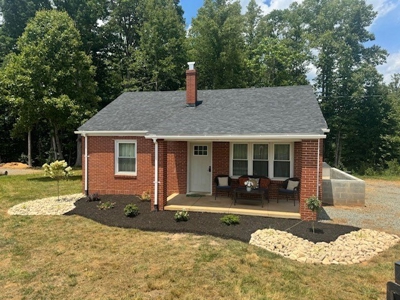 Callands Charmer: Remodeled 2-Bed Home on 9 Acres In VA! - image 39