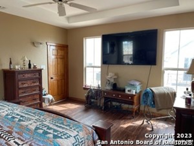 Ranch Home with Acreage For Sale in Floresville, Texas - image 11
