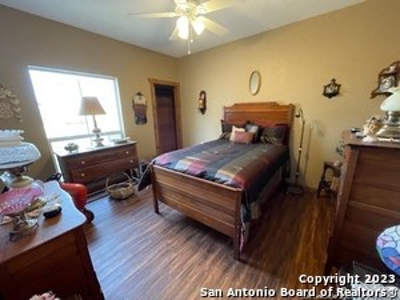 Ranch Home with Acreage For Sale in Floresville, Texas - image 12