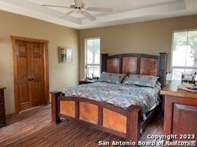 Ranch Home with Acreage For Sale in Floresville, Texas - image 10