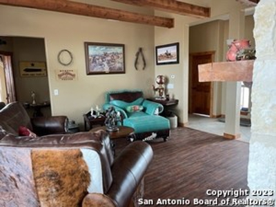 Ranch Home with Acreage For Sale in Floresville, Texas - image 5