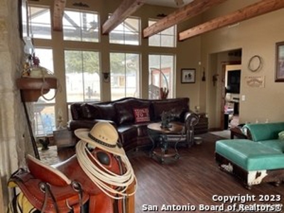 Ranch Home with Acreage For Sale in Floresville, Texas - image 4
