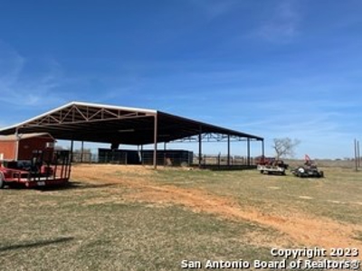 Ranch Home with Acreage For Sale in Floresville, Texas - image 33