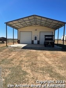 Ranch Home with Acreage For Sale in Floresville, Texas - image 38