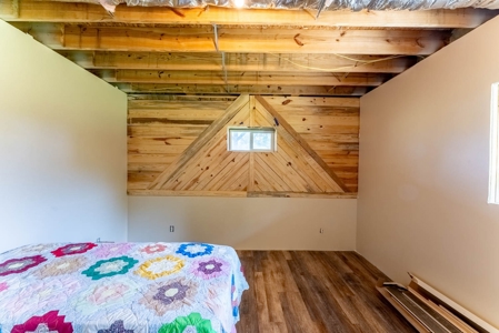 Log Cabin for Sale in Ripley County, Missouri - image 34