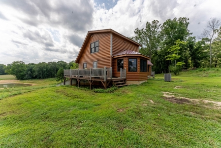Log Cabin for Sale in Ripley County, Missouri - image 8