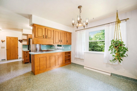 Beautifully maintained mid-century modern home built in 1960 - image 24