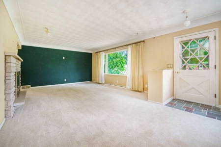 Beautifully maintained mid-century modern home built in 1960 - image 27